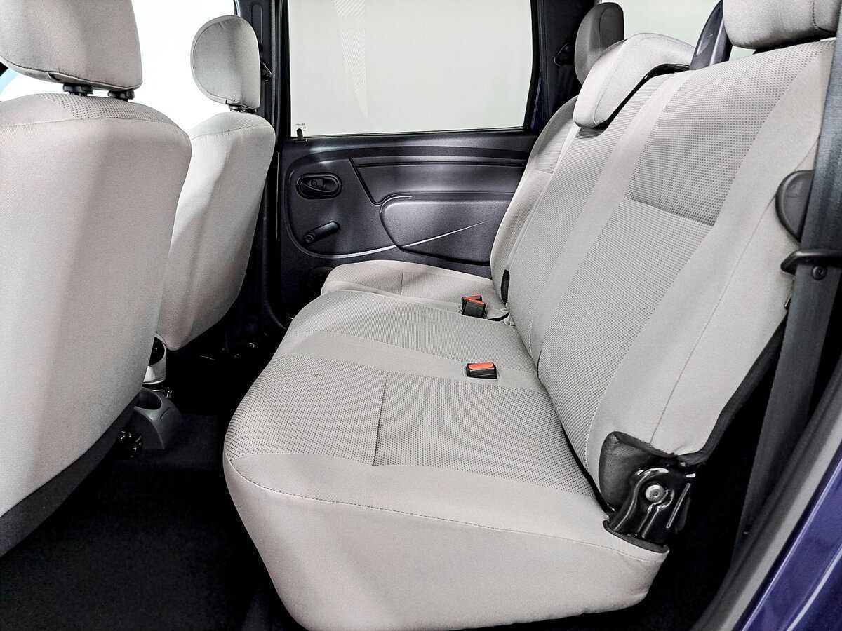 Купить Lada (ВАЗ) Largus с пробегом. Фото: #11