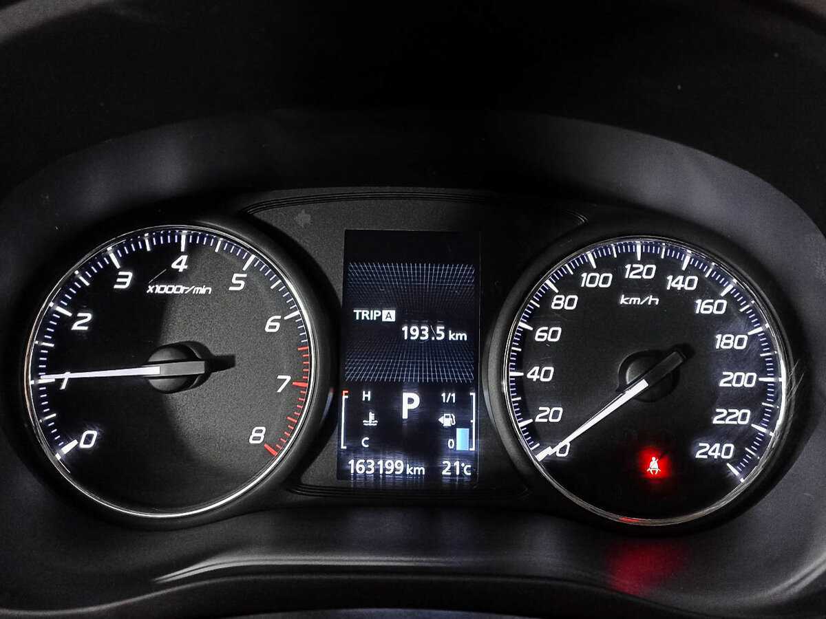 Купить Mitsubishi Outlander с пробегом. Фото: #11