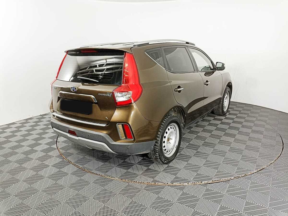 Купить Geely Emgrand X7 с пробегом. Фото: #4