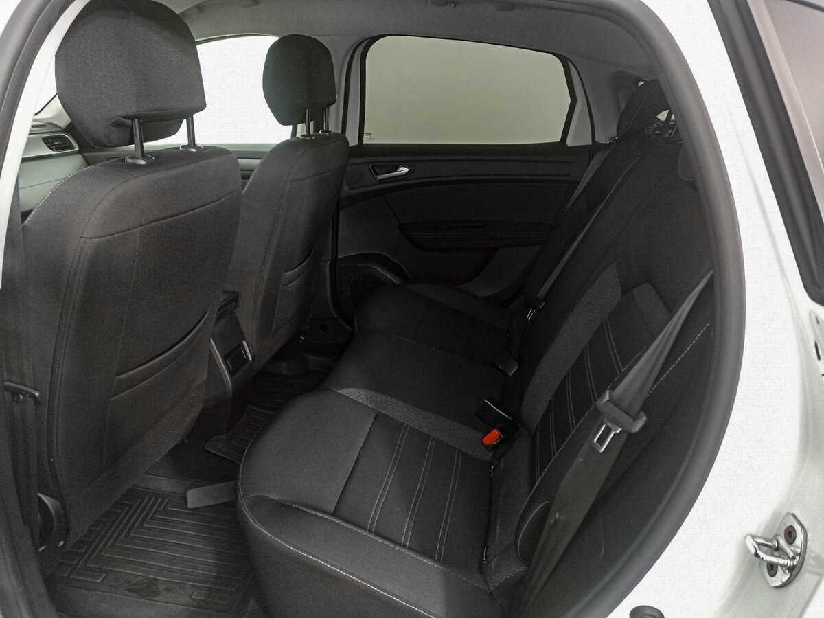 Купить Renault Arkana с пробегом. Фото: #11