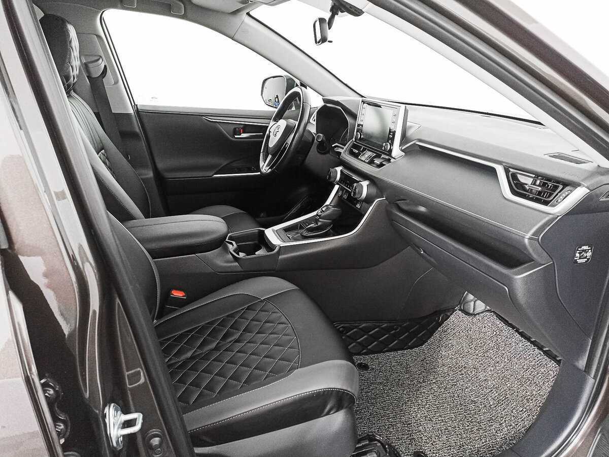 Купить Toyota RAV4 с пробегом. Фото: #8