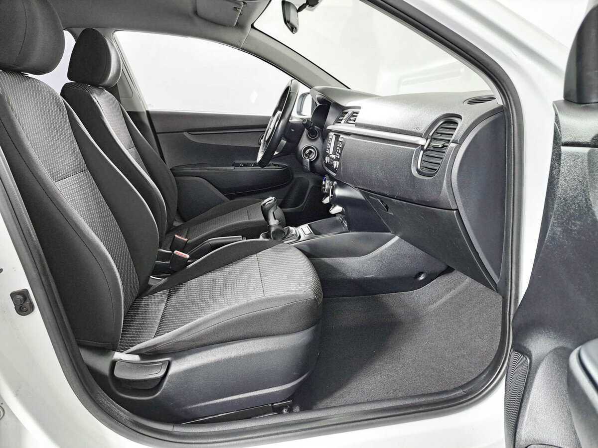 Купить Kia Rio с пробегом. Фото: #10