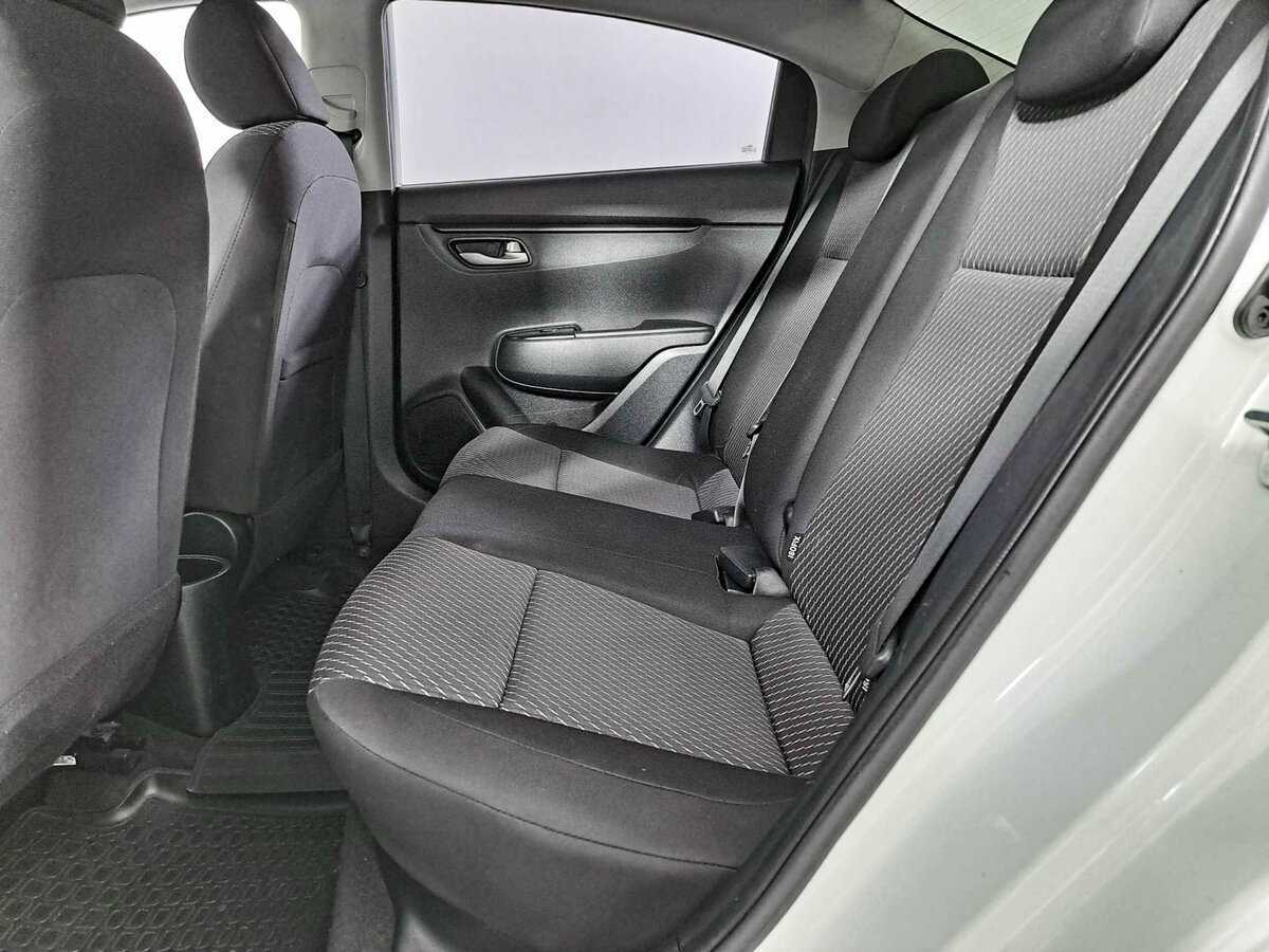 Купить Kia Rio с пробегом. Фото: #11