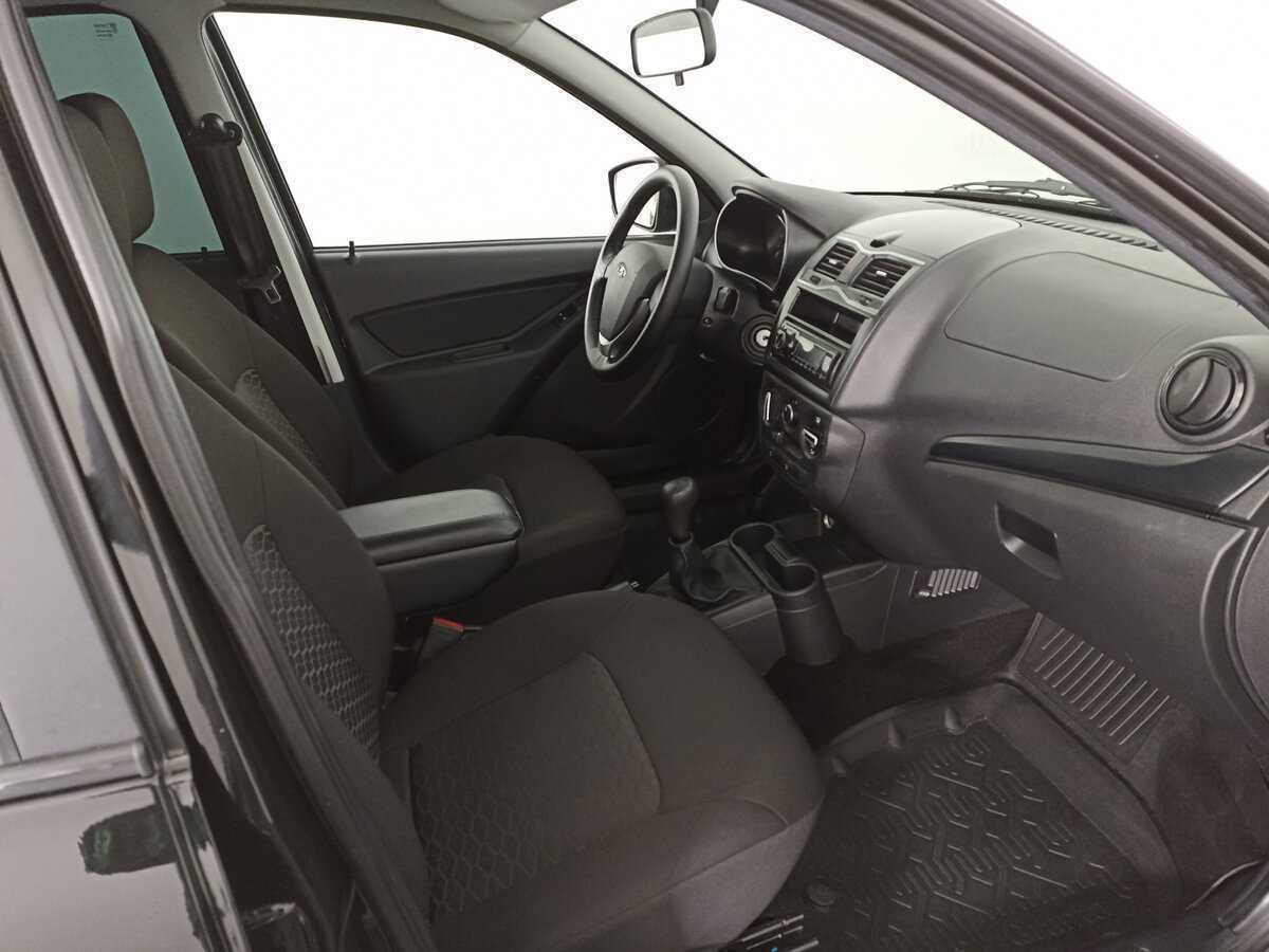 Купить Lada (ВАЗ) Granta с пробегом. Фото: #10