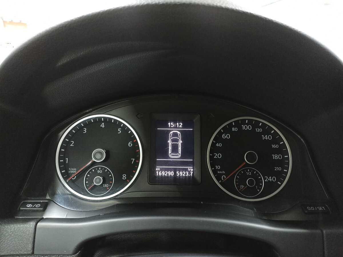 Купить Volkswagen Tiguan с пробегом. Фото: #12