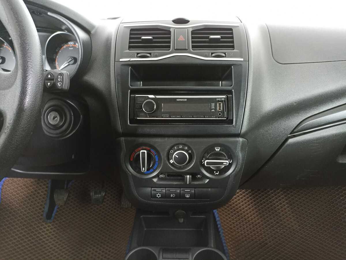 Купить Lada (ВАЗ) Granta с пробегом. Фото: #14