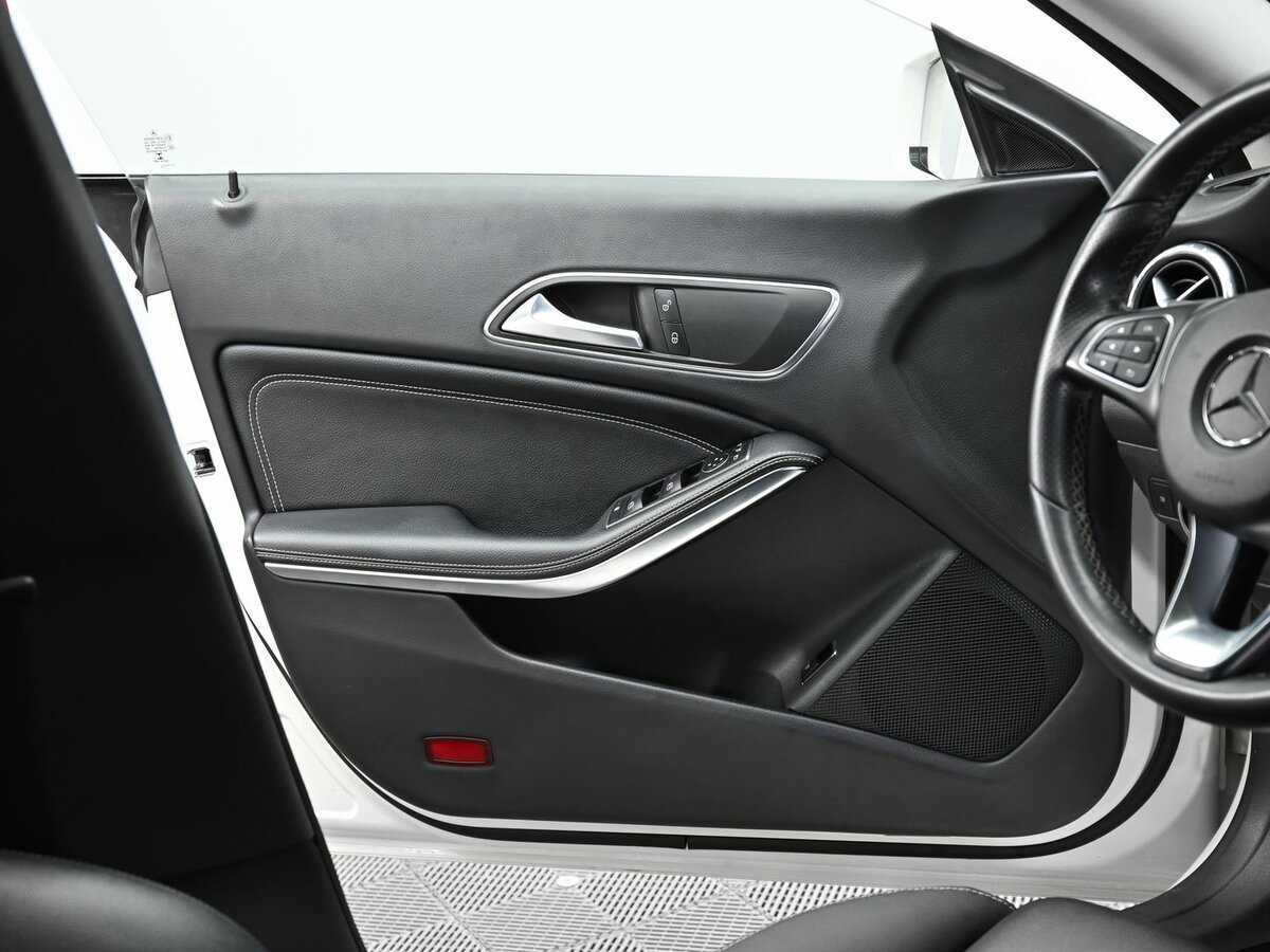 Купить Mercedes-Benz CLA с пробегом. Фото: #9