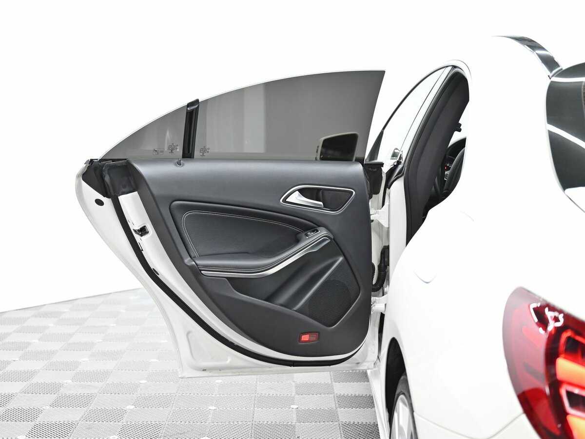 Купить Mercedes-Benz CLA с пробегом. Фото: #18