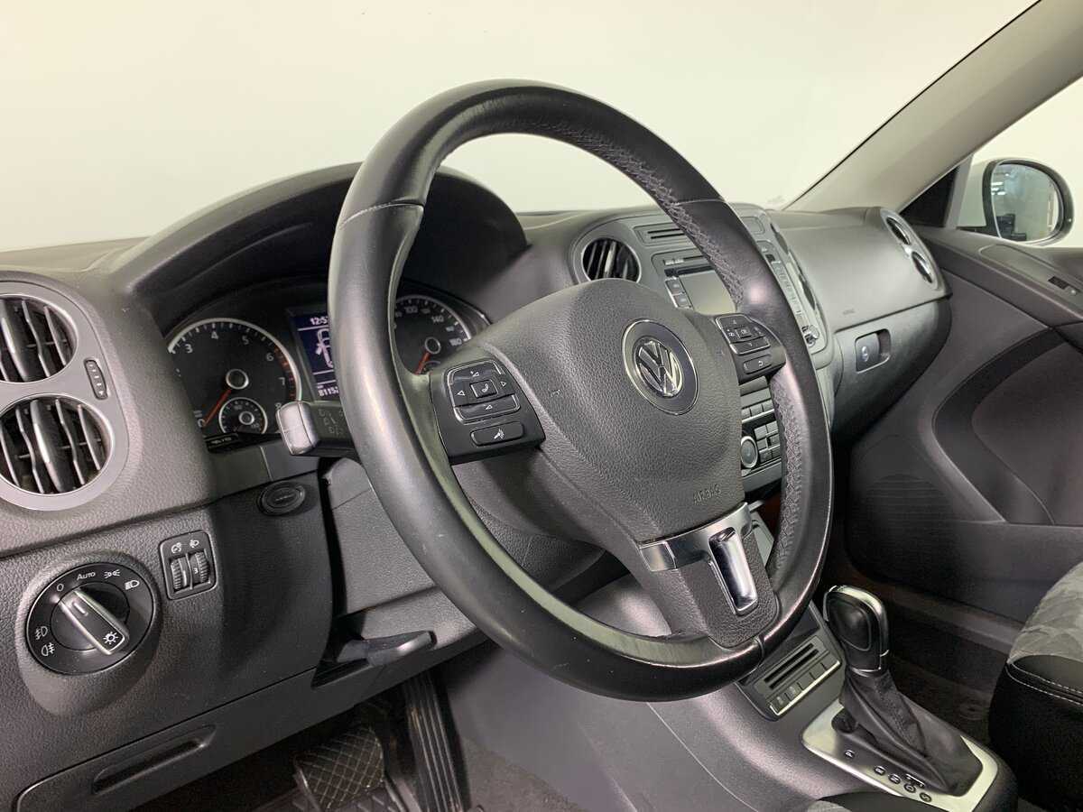 Купить Volkswagen Tiguan с пробегом. Фото: #11