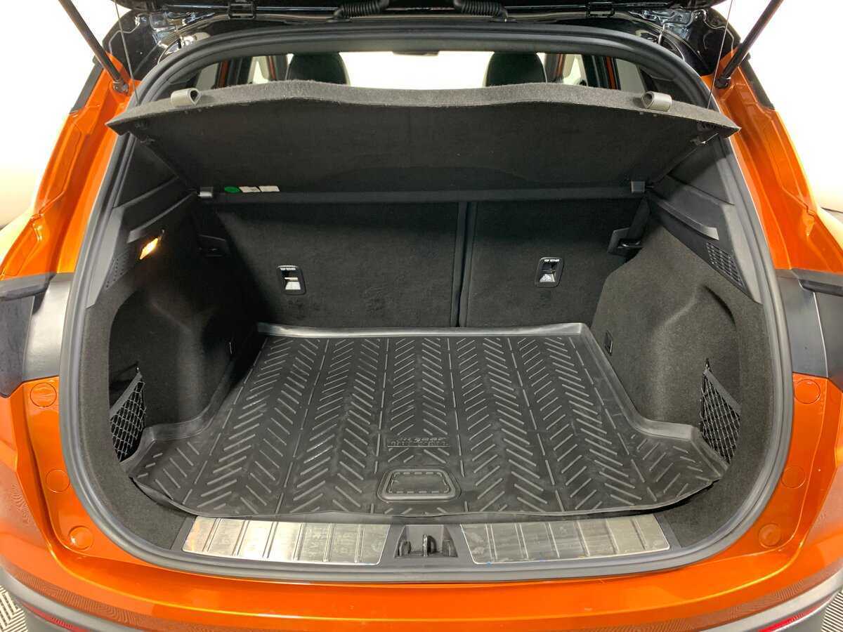 Купить Geely Coolray с пробегом. Фото: #20