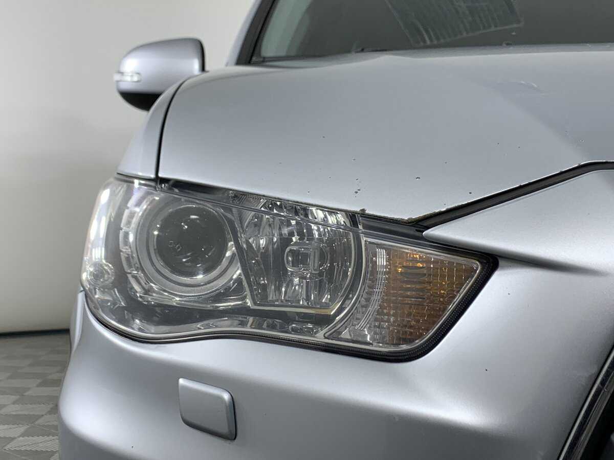 Купить Mitsubishi Outlander с пробегом. Фото: #9