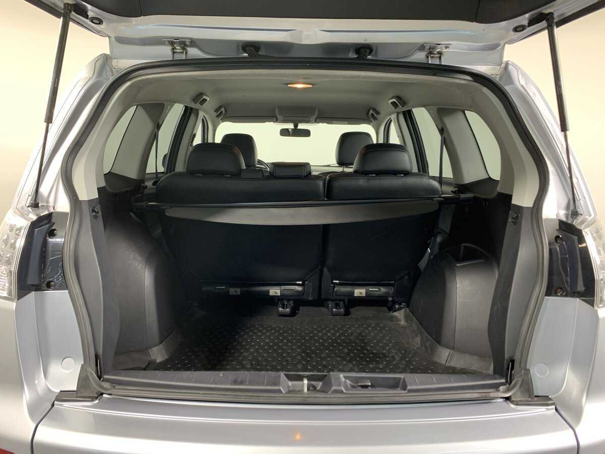 Купить Mitsubishi Outlander с пробегом. Фото: #19