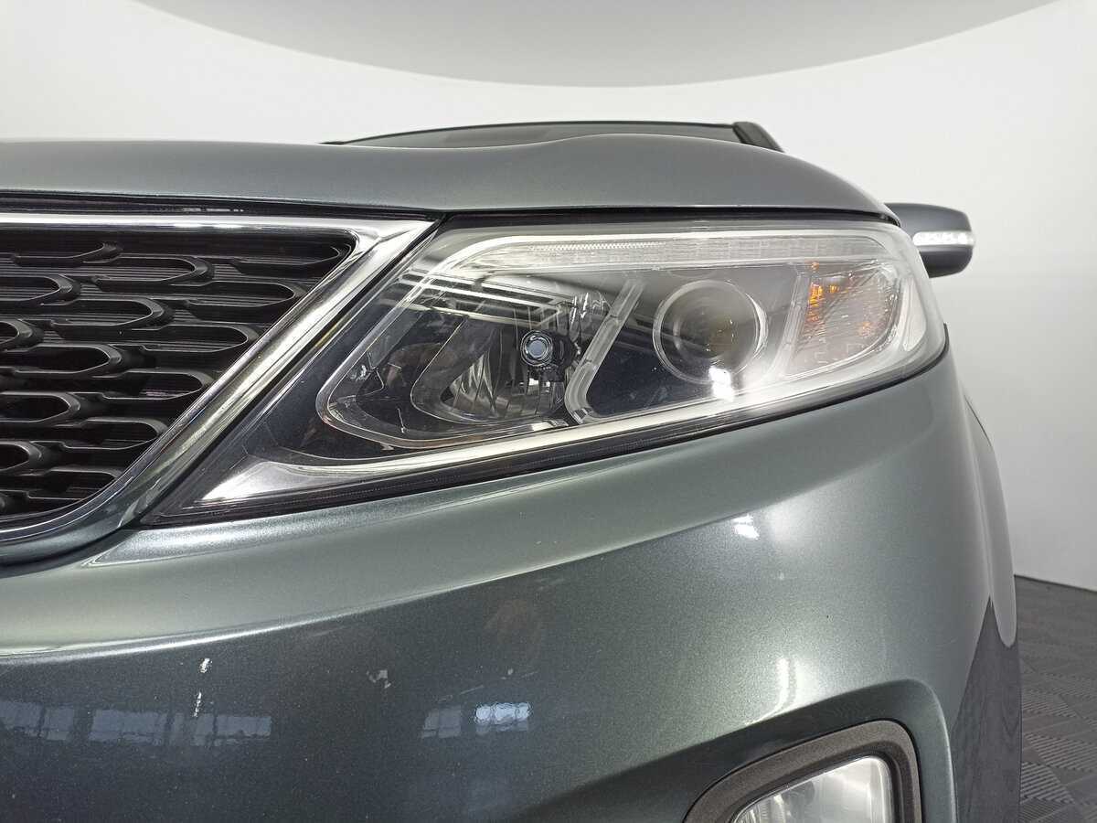 Купить Kia Sorento с пробегом. Фото: #13