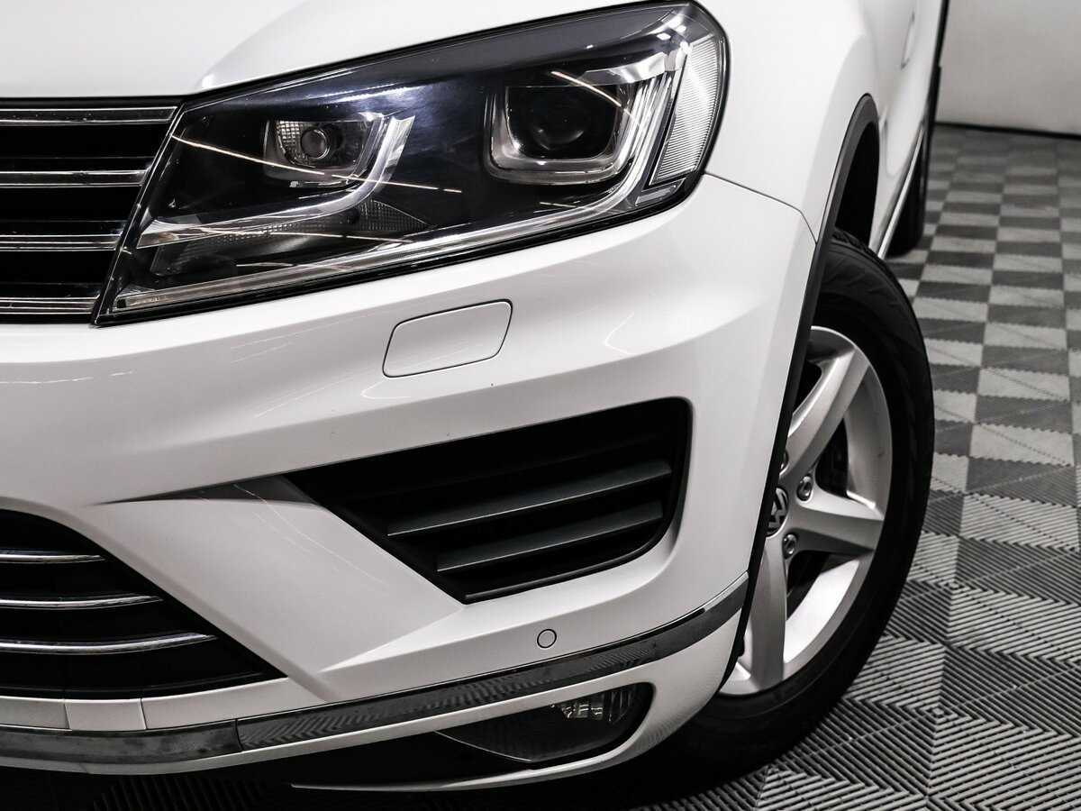 Купить Volkswagen Touareg с пробегом. Фото: #14