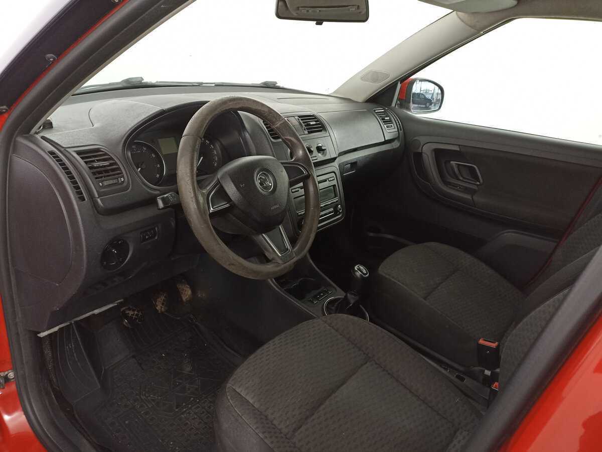Купить Skoda Fabia с пробегом. Фото: #15