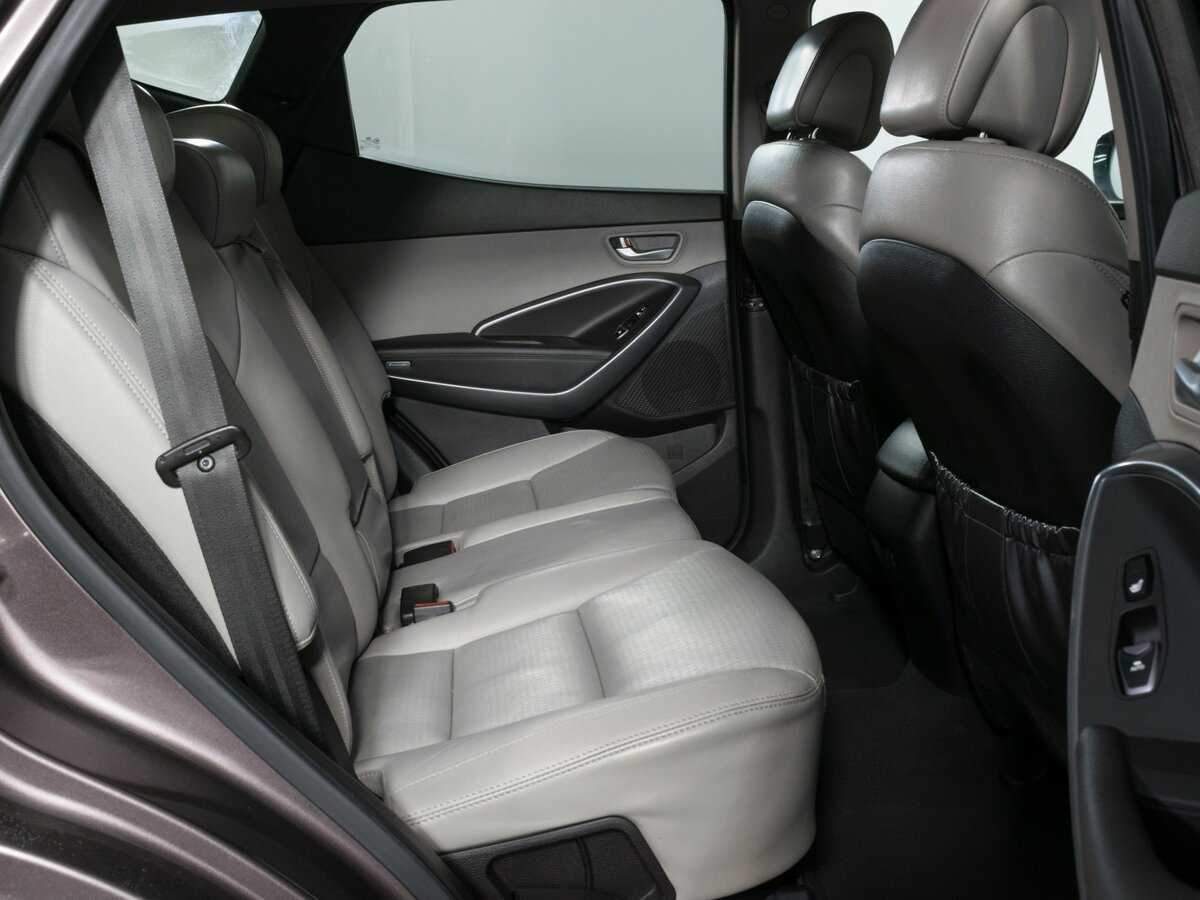 Купить Hyundai Santa Fe с пробегом. Фото: #5
