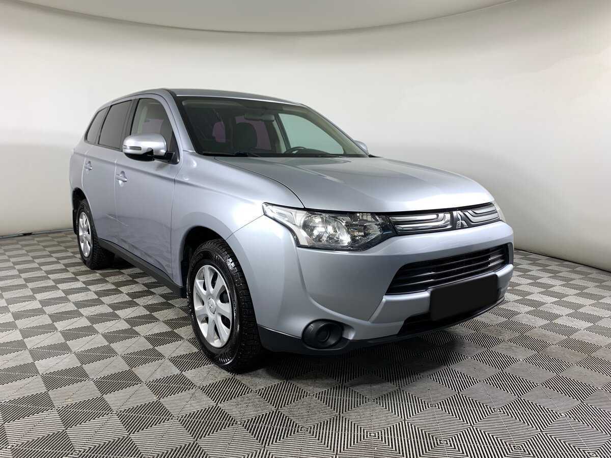 Купить Mitsubishi Outlander с пробегом. Фото: #2