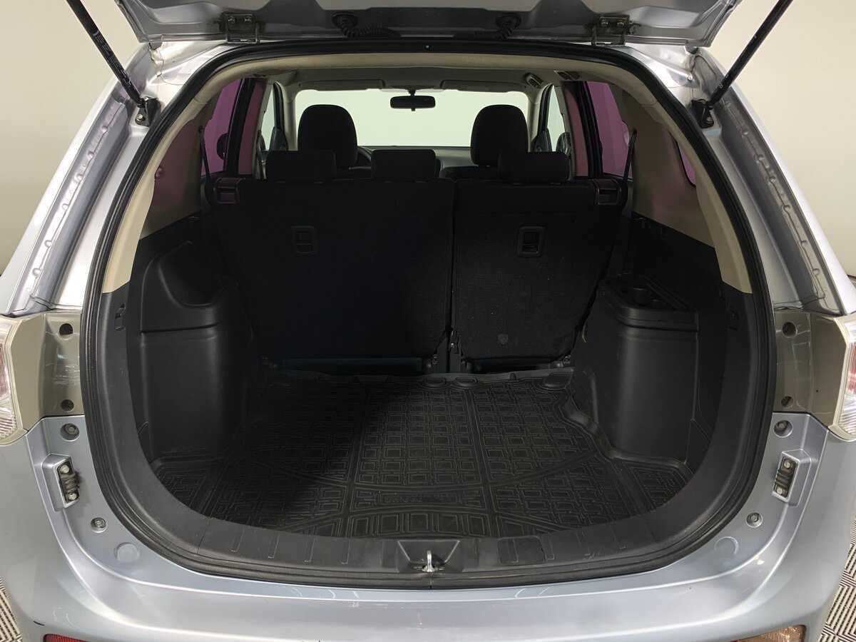 Купить Mitsubishi Outlander с пробегом. Фото: #19