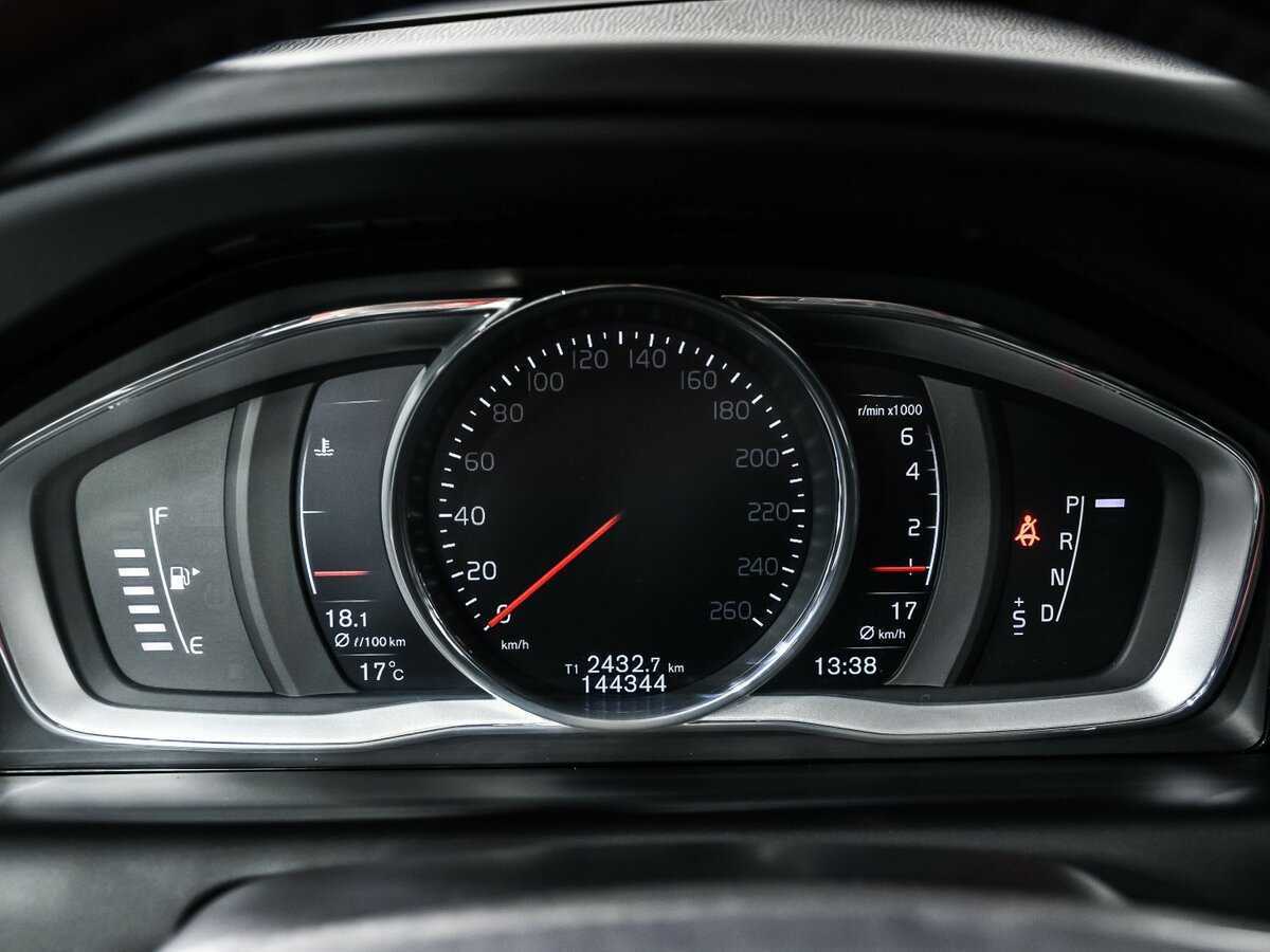 Купить Volvo XC60 с пробегом. Фото: #9