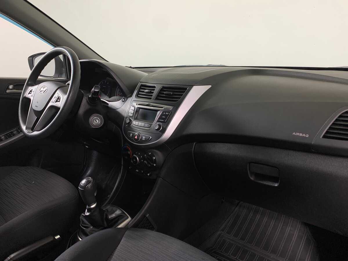 Купить Hyundai Solaris с пробегом. Фото: #13