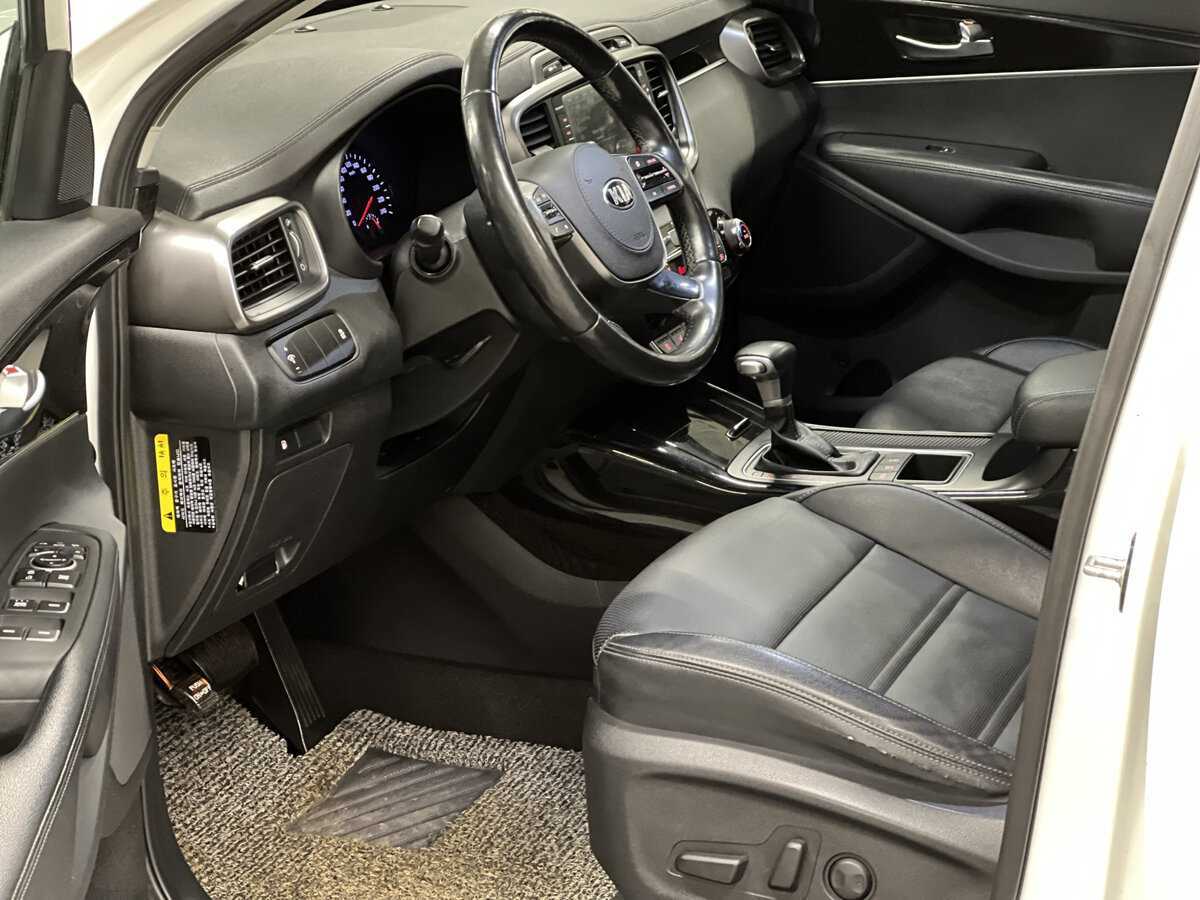 Купить Kia Sorento с пробегом. Фото: #15