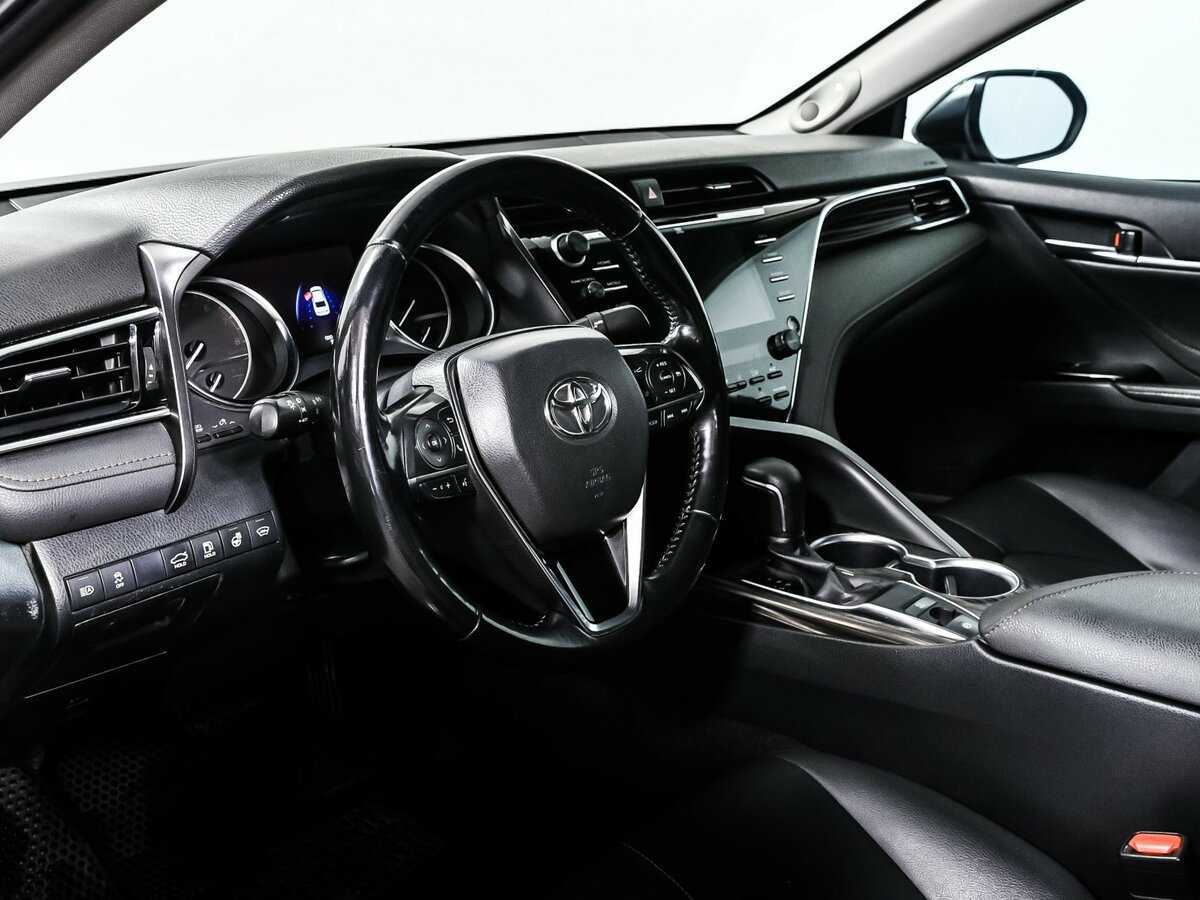 Купить Toyota Camry с пробегом. Фото: #11