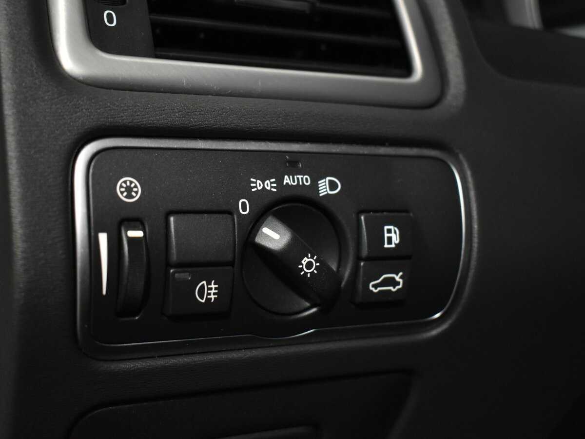 Купить Volvo S80 с пробегом. Фото: #18