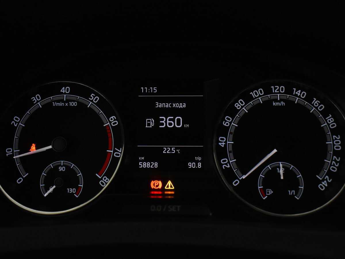 Купить Skoda Rapid с пробегом. Фото: #13