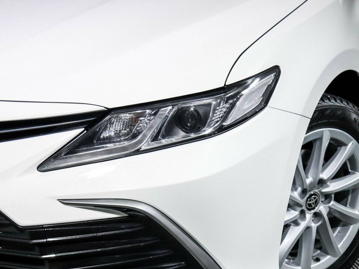 Купить Toyota Camry с пробегом. Фото: #12