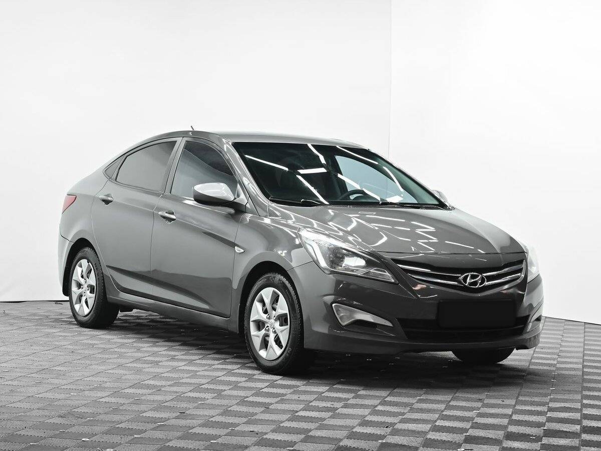 Купить Hyundai Solaris с пробегом. Фото: #1