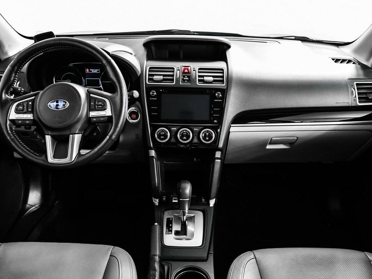 Купить Subaru Forester с пробегом. Фото: #10