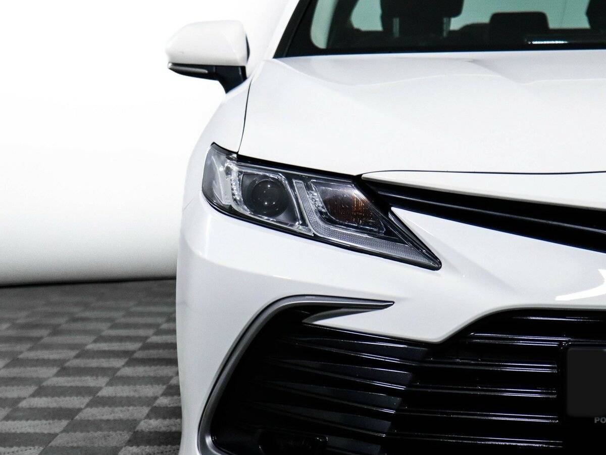 Купить Toyota Camry с пробегом. Фото: #14