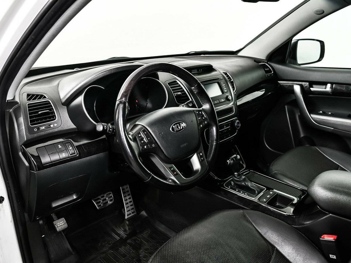 Купить Kia Sorento с пробегом. Фото: #12