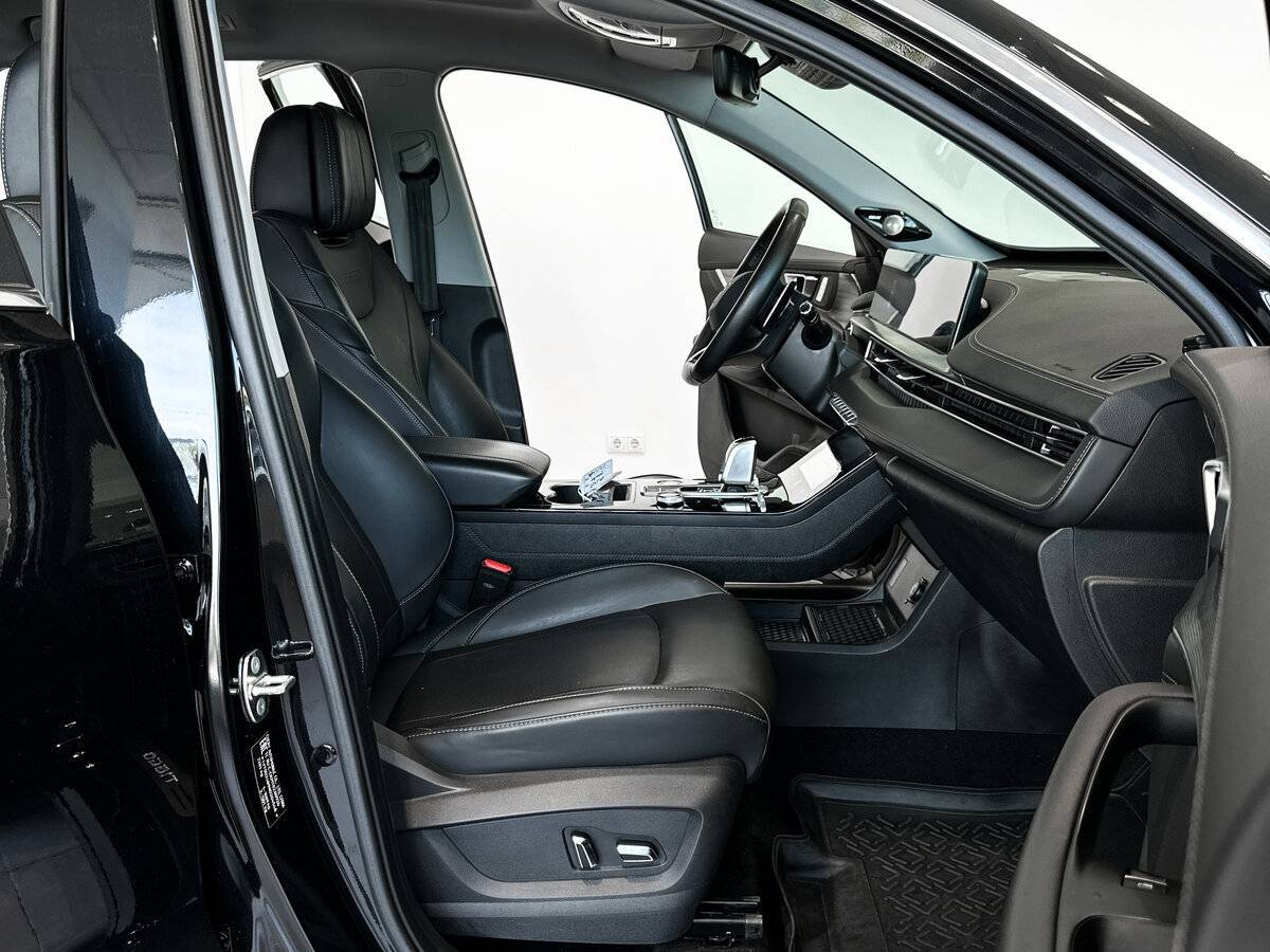 Купить Chery Tiggo 8 Pro Max с пробегом. Фото: #13