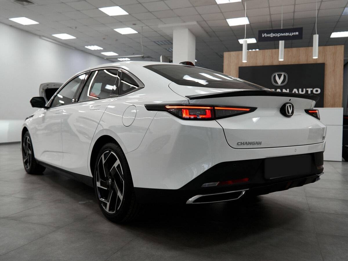 Купить Changan Lamore с пробегом. Фото: #1