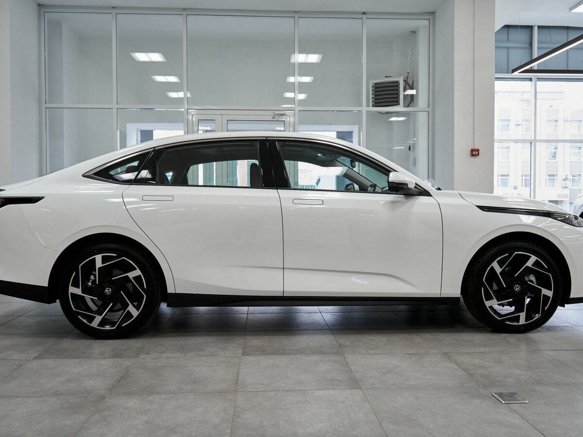 Купить Changan Lamore с пробегом. Фото: #5