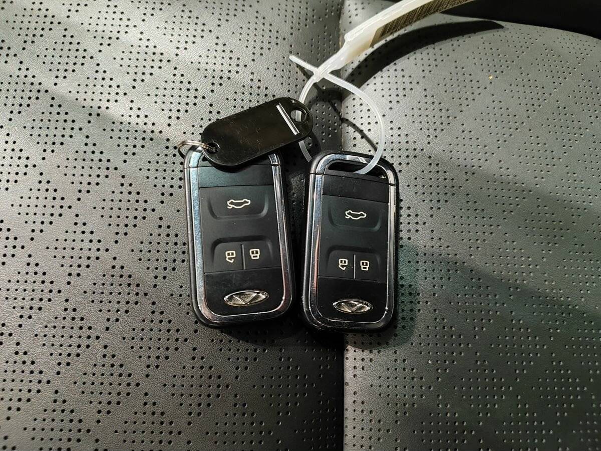 Купить Chery Tiggo 8 с пробегом. Фото: #21