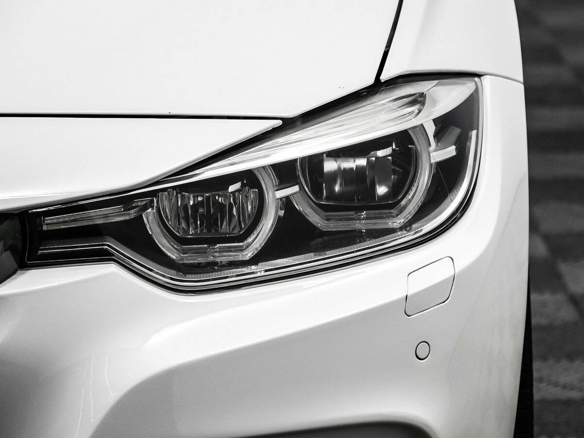 Купить BMW 3 серии с пробегом. Фото: #13