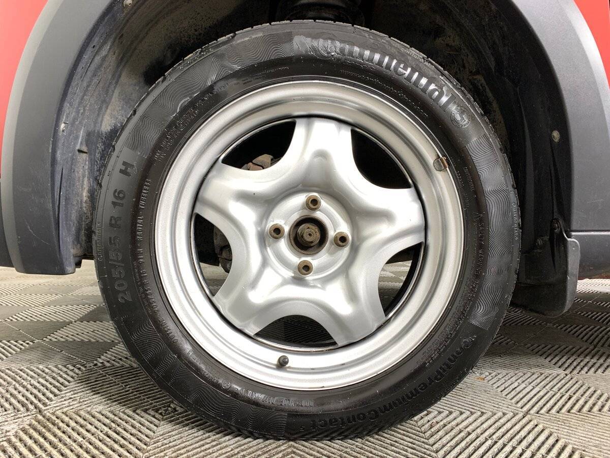 Купить Renault Sandero с пробегом. Фото: #8