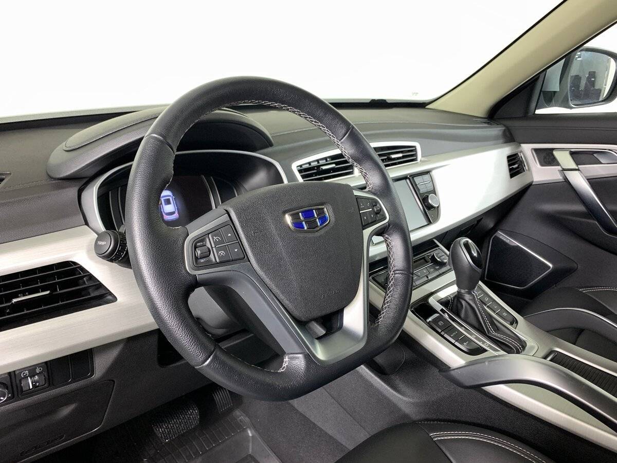 Купить Geely Atlas с пробегом. Фото: #10