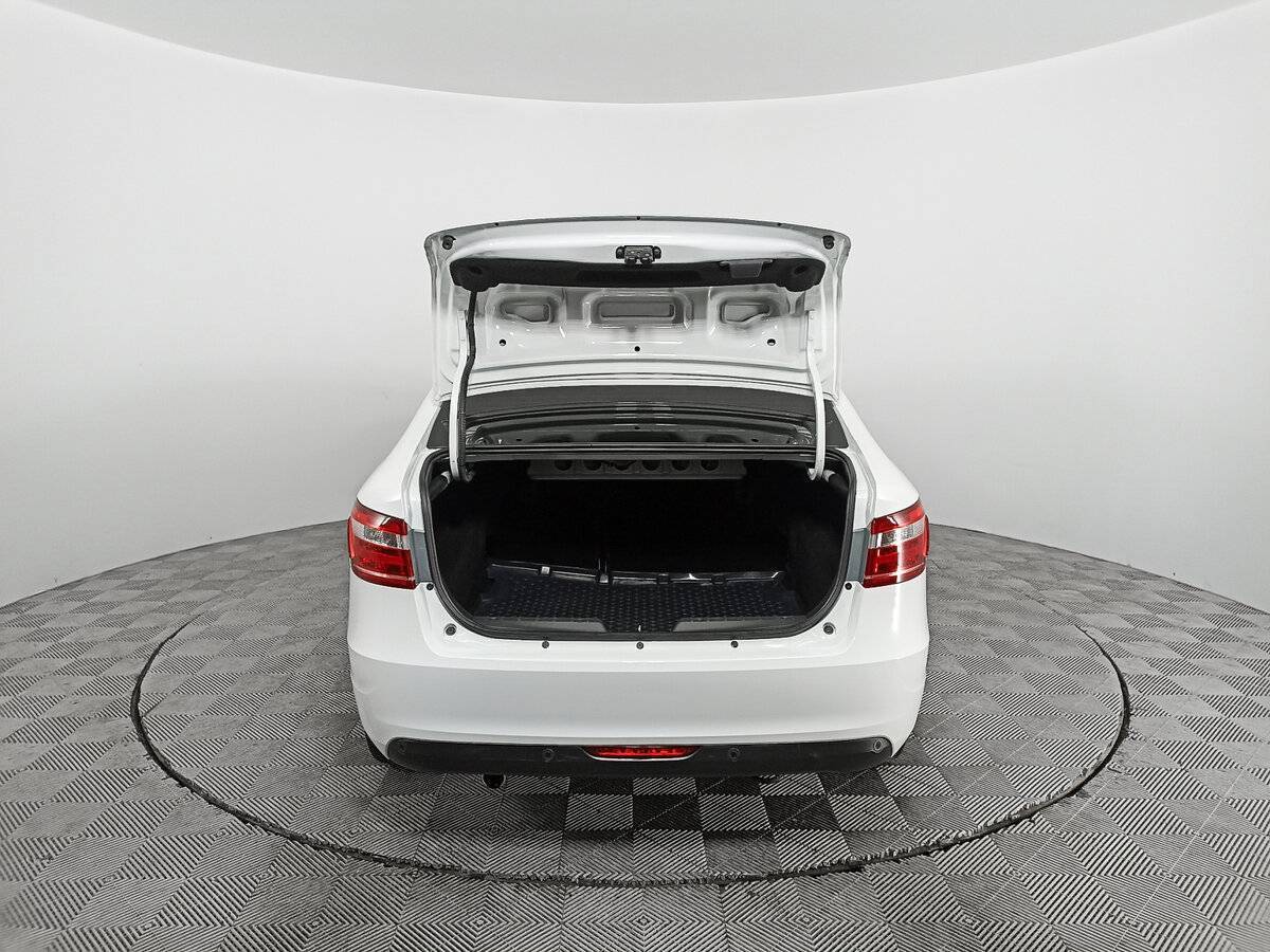 Купить Lada (ВАЗ) Vesta с пробегом. Фото: #9