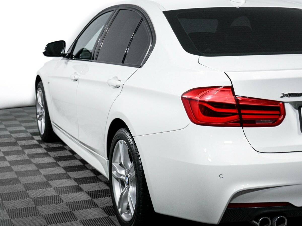 Купить BMW 3 серии с пробегом. Фото: #18
