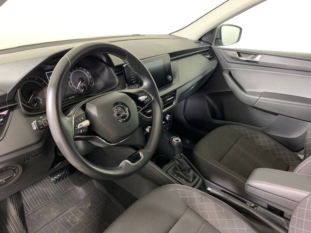 Купить Skoda Rapid с пробегом. Фото: #10