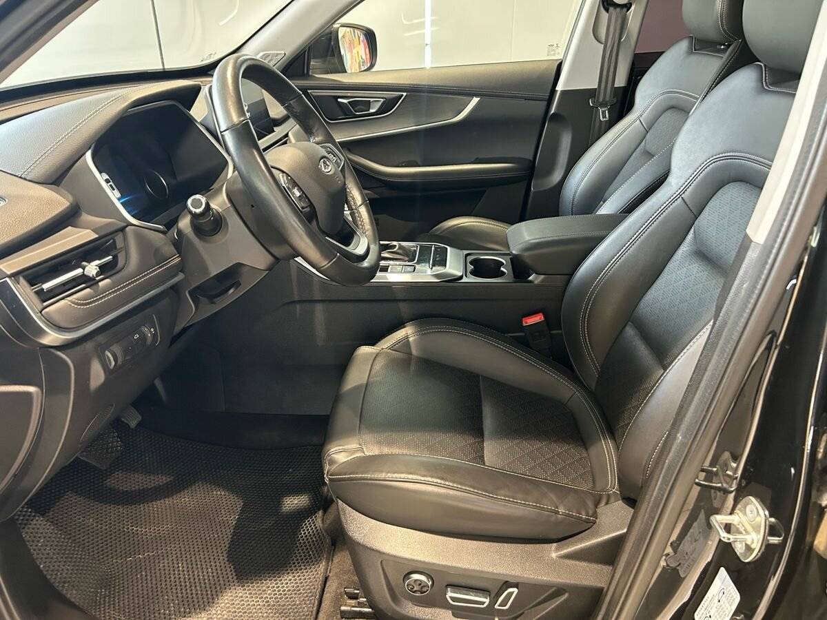 Купить Chery Tiggo 8 с пробегом. Фото: #4