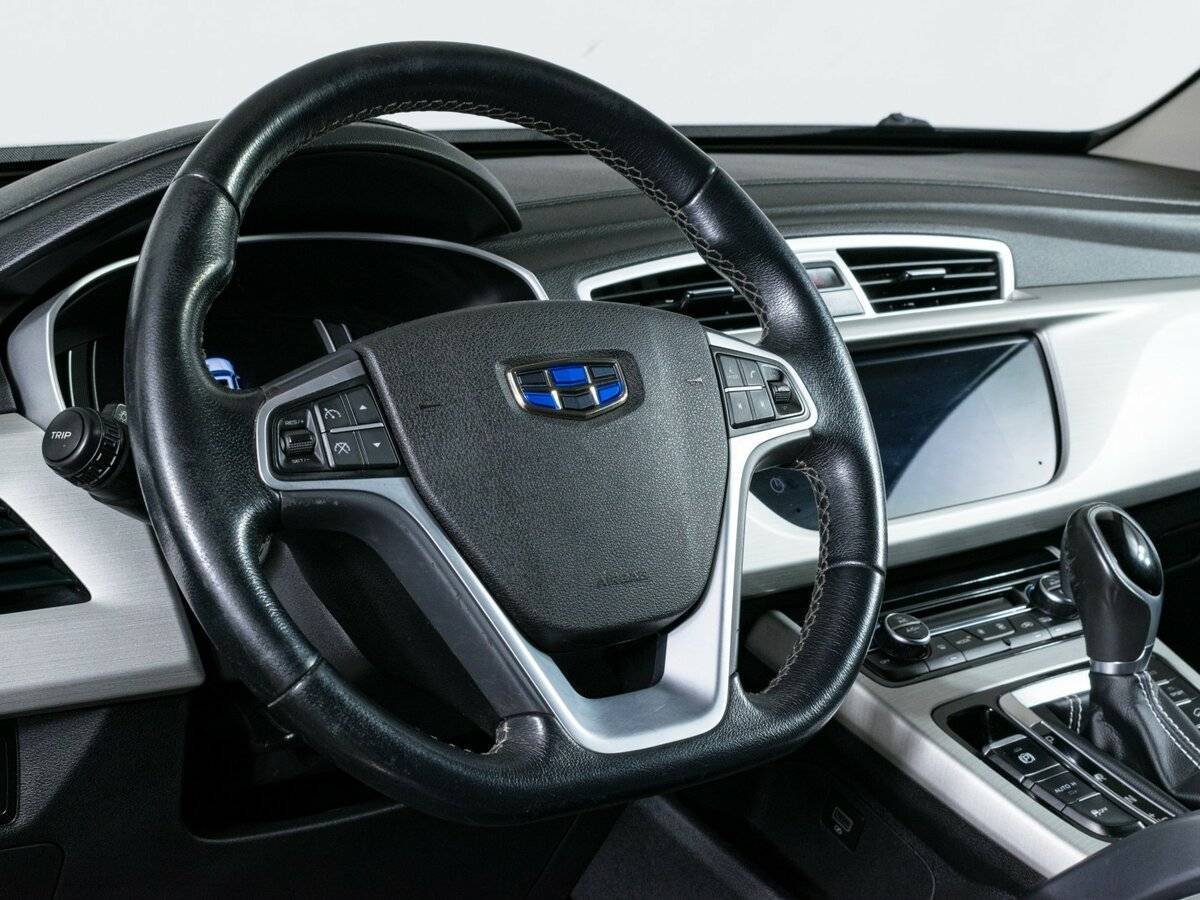 Купить Geely Atlas с пробегом. Фото: #13