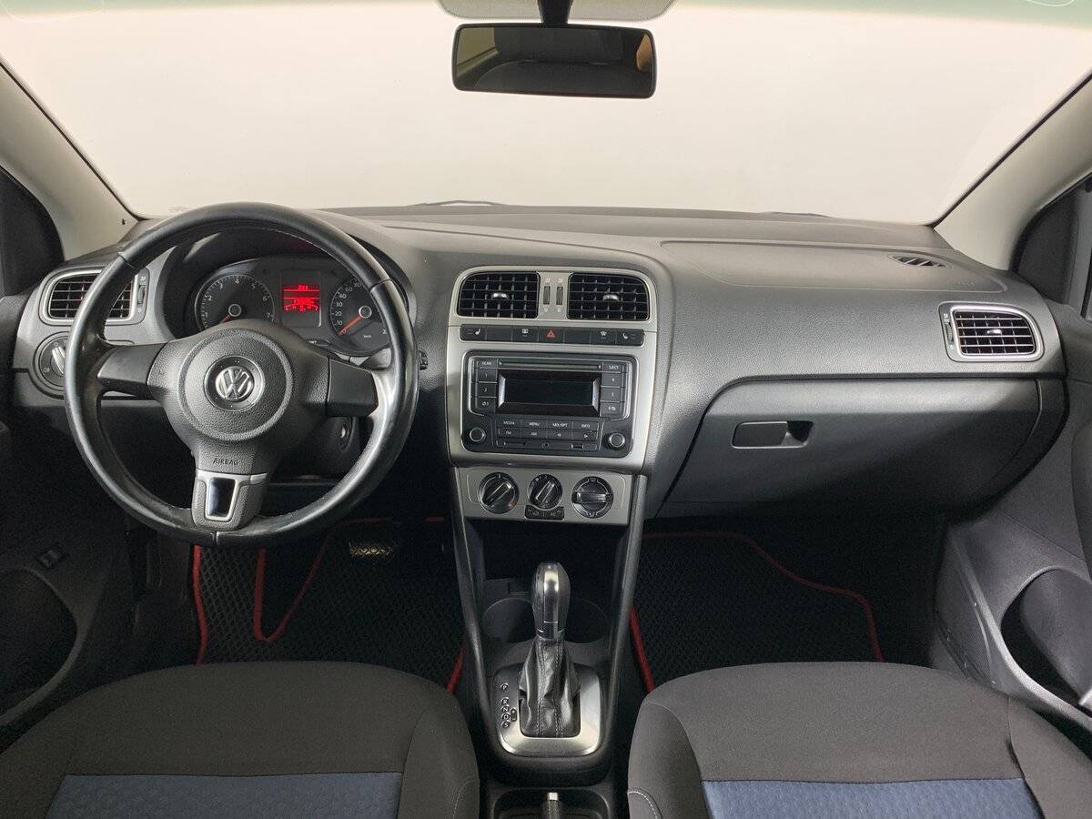 Купить Volkswagen Polo с пробегом. Фото: #8