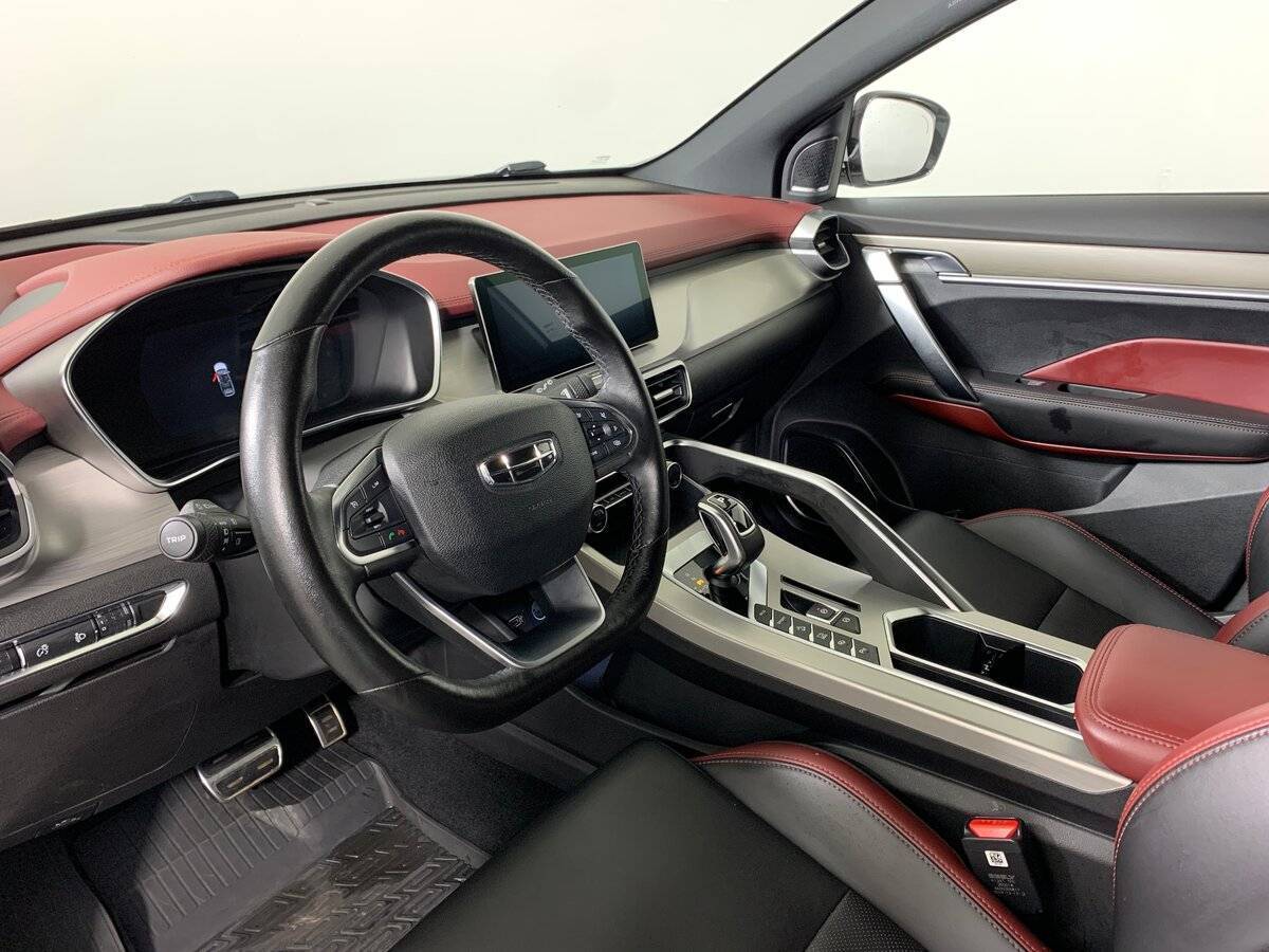 Купить Geely Coolray с пробегом. Фото: #10