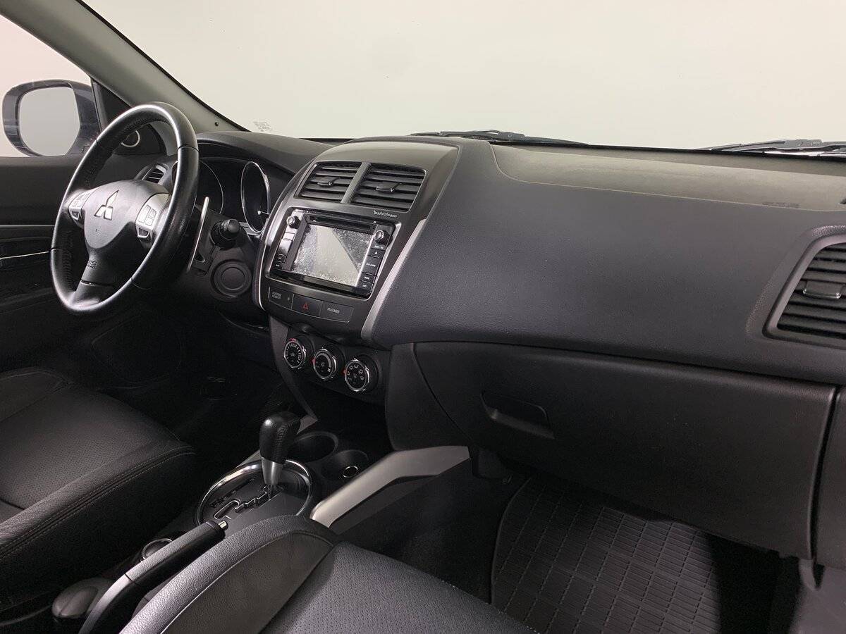 Купить Mitsubishi ASX с пробегом. Фото: #12