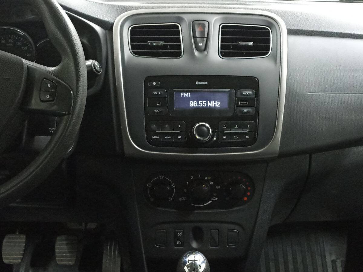 Купить Renault Sandero с пробегом. Фото: #14