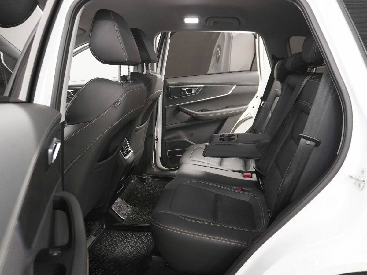 Купить Chery Tiggo 8 с пробегом. Фото: #14